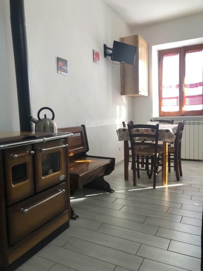 Vivo dʼOrciaLa Casa Di Nena公寓 外观 照片